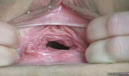 Trong quyến rũ và đồi trụy, quần áo, một cô gái tóc nâu có khả năng để quyến rũ một người đàn ông vô cùng. Và này cung cấp cho bạn một cơ hội để vui chơi với nó! Để tải về video trên dit gai dep nhat ban điện thoại trong chất lượng cao và không cần đăng ký vào