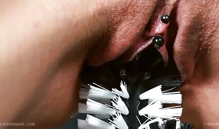 Tất nhiên, cặp này là rất khó khăn để quyết định, nhưng họ cần phải làm điều đó vì tiền là quan trọng đối với họ. Họ tìm thấy một chàng trai trên internet sẵn sàng trả tiền cho một cặp vợ chồng để quan hệ với anh ta. Sau đó sex nhật gái xinh họ đưa anh ta trong nhà, và vợ ông, một cô gái tóc vàng, sắp xếp một sợi triển lãm trước mặt anh. Và sau đó, cô để lại cho anh, cùng với chồng, đào và non mông! Để tải về tình dục qua lỗ miễn phí trên điện thoại trong chất lượng cao và không cần đăng ký vào