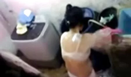 Xem khiêu gợi cảm vớ với bộ ngực lớn, và mát mẻ nằm trong ngực Lớn dưới ánh đèn và khói trắng trực Tuyến Phim mặt Thực Kent HD chất lượng tốt. Để tải về miễn phí video với dit nhau voi gai xinh nhat ban con lừa lớn để điện thoại trong chất lượng cao và không cần đăng ký vào 