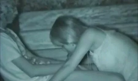 Để tải về video từ phía châu Á miễn phí trên điện thoại trong chất lượng cao và không cần đăng ký vào 