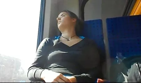 Để tải về video trên điện thoại. trong chất lượng cao và không cần phải đăng ký-nhấn vào nút