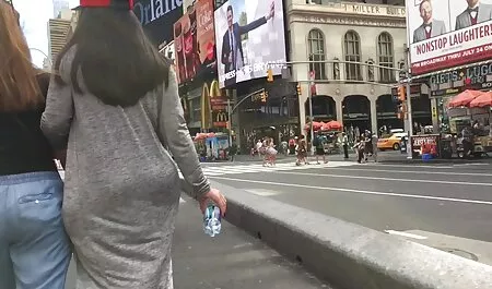 Để tải về video của các cô gái tóc vàng miễn phí trên điện thoại trong chất lượng cao và không cần đăng ký-nhấn vào nút